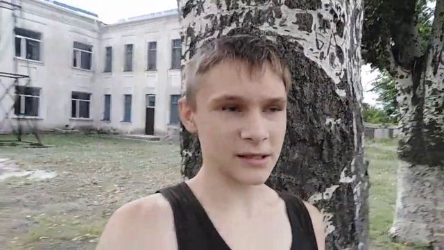 Как научиться "Переднее Сальто" за одну тренировку (How to Front Flip Tutorial) смотреть онлайн