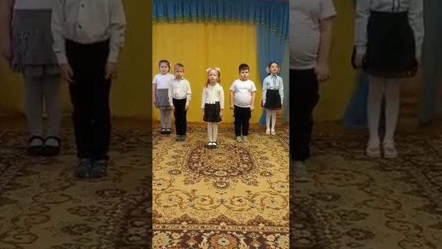 Поздравление с 23 февраля группа Звездочка д/с Солнышко, воспитатель Любовь Лешкина смотреть онлайн