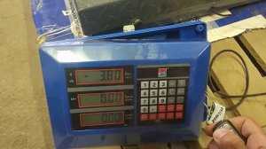 Обман весов TCS при помощи пультом для весов . Подключение. Настройка