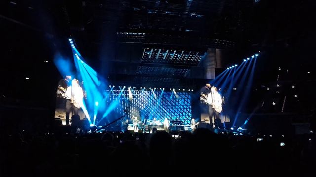 Paul McCartney LET ME ROLL IT TAURON ARENA KRAKÓW POLAND 03.12.2018 смотреть онлайн