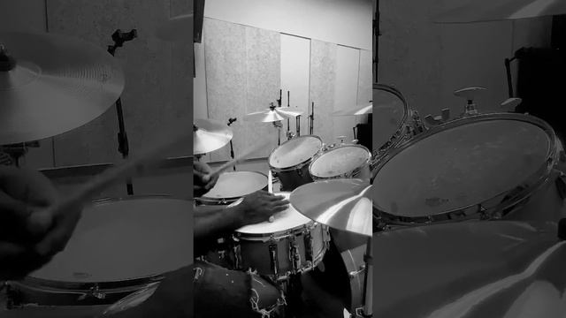 BLICASSTY ft LAA CH’WIIXY Oublié (Drum-Cover) смотреть онлайн
