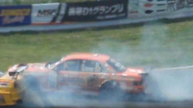 Ｄ１ＧＰ　鈴鹿　ローレルＶＳＧＴ－Ｒ３４ смотреть онлайн