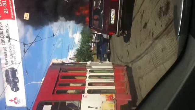 В центре Тулы сгорел автобус.avi смотреть онлайн