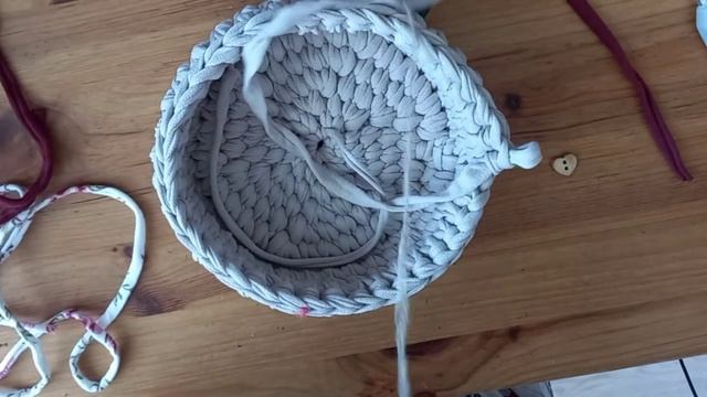 Круглые корзиночки .Свяжет любой. Делюсь своим методом. смотреть онлайн