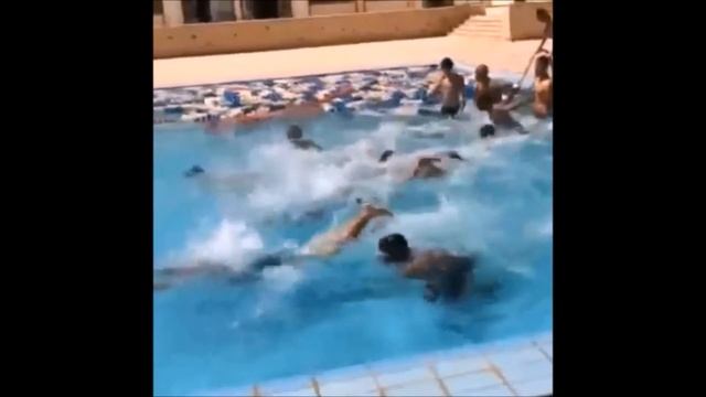 Охота на фитоняшек, спортсменов и тебя...Этим летом. смотреть онлайн