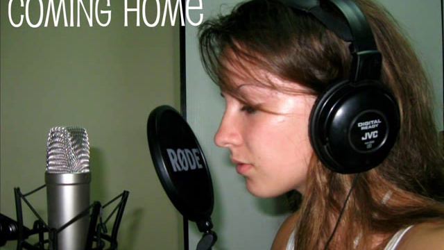 Liri Dolinsky - Coming Home (cover) -rode nt1a смотреть онлайн