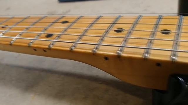 Fender Telecaster Mexico Standard 2008 Vs Fender Telecaster American Standard 2014 смотреть онлайн