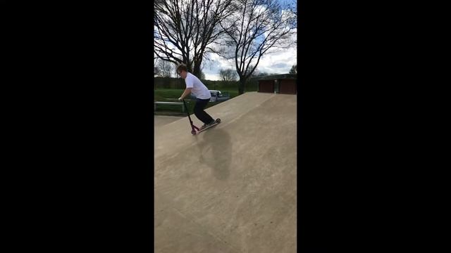 Short clip of Radlands 🛴🛴 смотреть онлайн