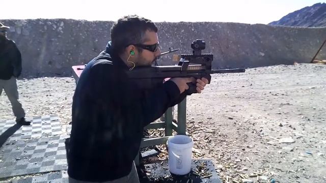 FN P90 SMG/пистолет-пулемёт ФН П90