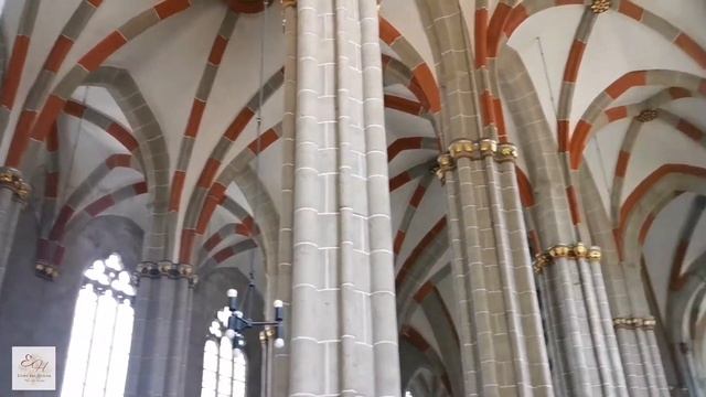 Мюльхаузен (Mühlhausen) свободный имперский город украшенный башнями. смотреть онлайн