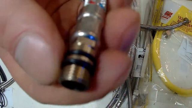 Как правильно выбрать гибкую подводку, шланги? смотреть онлайн