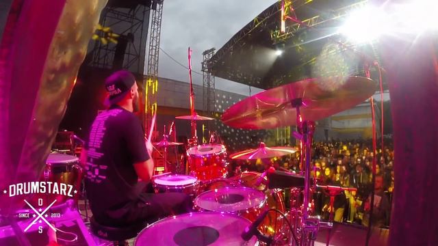 Bonzo Bash - Daniil Svetlov - Black Dog by Led Zeppelin (w. Plumbum Dreamz & Brian Tichy) смотреть онлайн