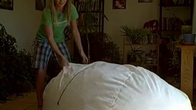 How To Assemble Your Eco-Friendly Bean Bag Chair смотреть онлайн