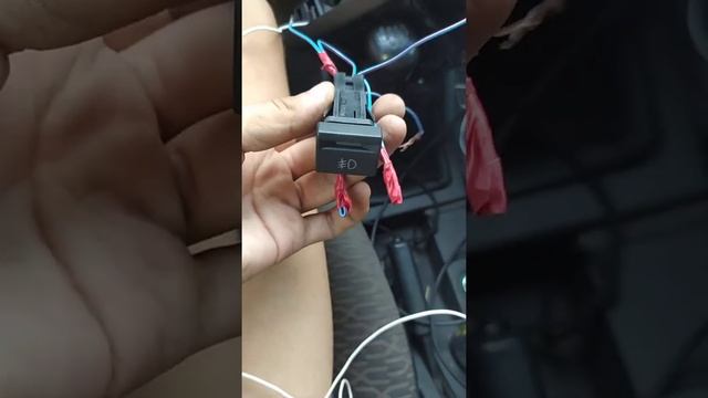 Установка ПТФ приора, легко и просто, часть 1 смотреть онлайн