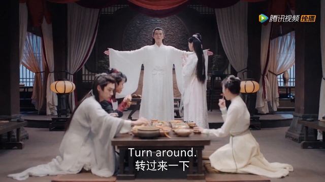 Dance Of The Phoenix 且听凤鸣 EP5：Feng Wu helps Jun Lin Yuan to put on the apron. смотреть онлайн