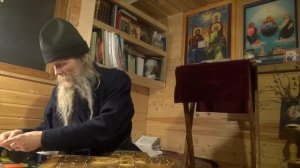 Крест-мощевик из Обители Божией Матери