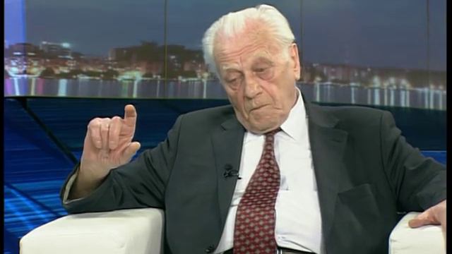 Пані та Панове. Степан Хмара смотреть онлайн