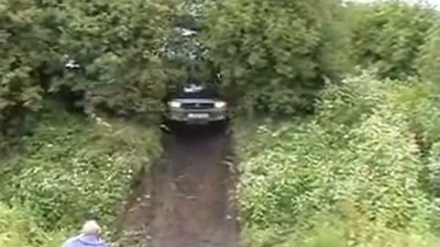 Hilux Surf Off-Road2