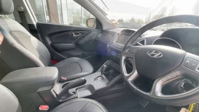 Hyundai ix35 2.0 CRDi SE Nav 4WD EU65MPF смотреть онлайн