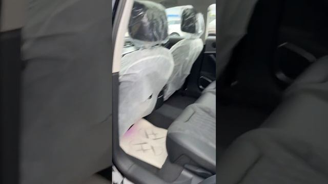 Hongqi HS5 2023гв 2.0 акпп  4 700 000₽