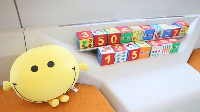 Двухэтажный вагон с детской игровой зоной смотреть онлайн