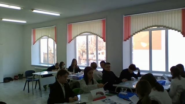 Урок химии "Природные кислоты и щелочи. Индикаторы" . 7 класс. смотреть онлайн