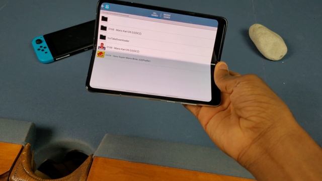 I Turned My Galaxy Fold Into a $2,000 Nintendo DS! смотреть онлайн