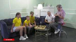 Лицеисты переиграли ведущего "Во! Время..." в шахматы - Абакан 24