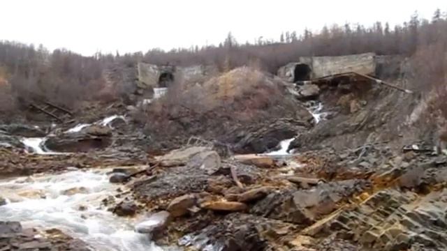 На обратной стороне туннелей… смотреть онлайн