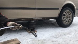 Домкрат из пневмоподушки?