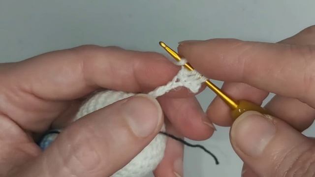 МК Зайчишка крючком смотреть онлайн