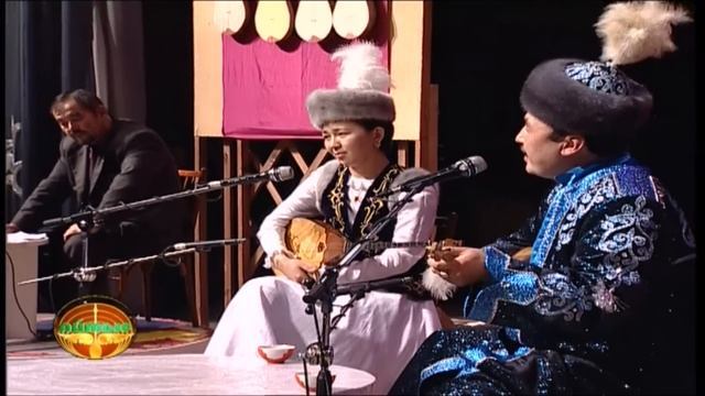 Жап-жаңа Айтыс. Аманжол мен Айнұр смотреть онлайн