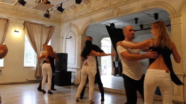 International Zouk Flash Mob DneprZouk - IZFM 2018 (Contemporary) смотреть онлайн
