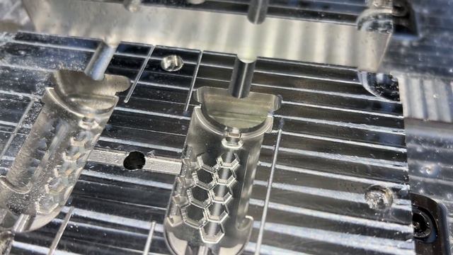 Показываю как исправить косяки после фрезеровки смотреть онлайн