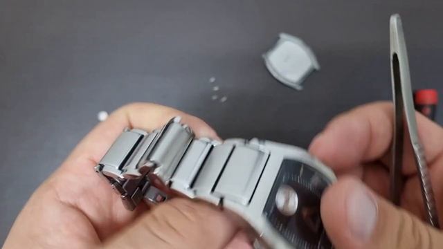 Hugo Boss watch battery replacement/Замена батарейки часов смотреть онлайн