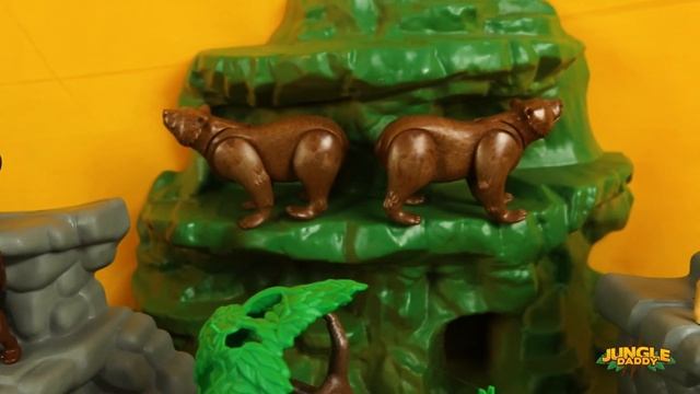 Learn Jungle Animals!! "Jungle Daddy" Playmobil Animal Safari giraffe cow lion смотреть онлайн