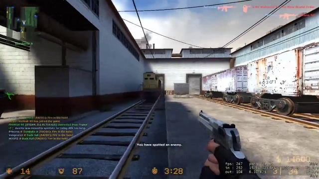 Triple headshot on train CSS смотреть онлайн