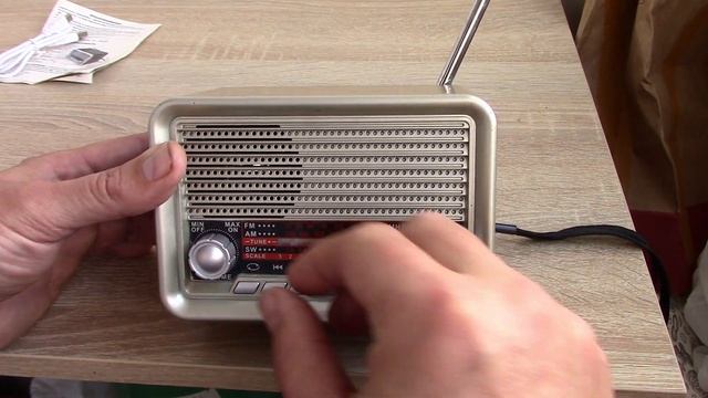 Обзор радиоприёмника Ritmix RPR-030 смотреть онлайн