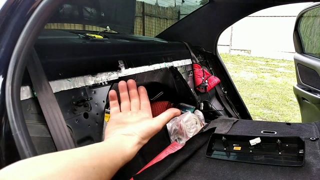 снятие задней полки дребезжат динамики хендай соната