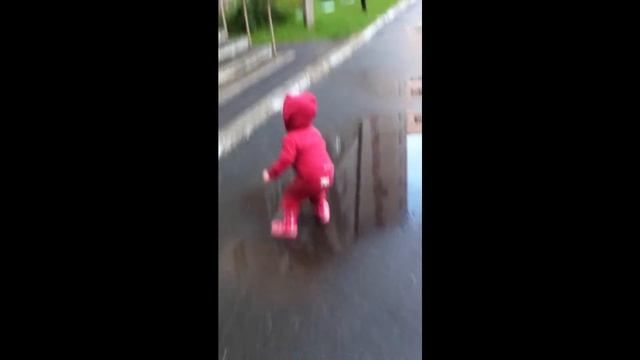 песенка про лужи смотреть онлайн