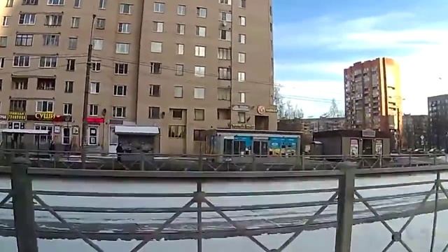 Как девушки учатся водить машину. смотреть онлайн