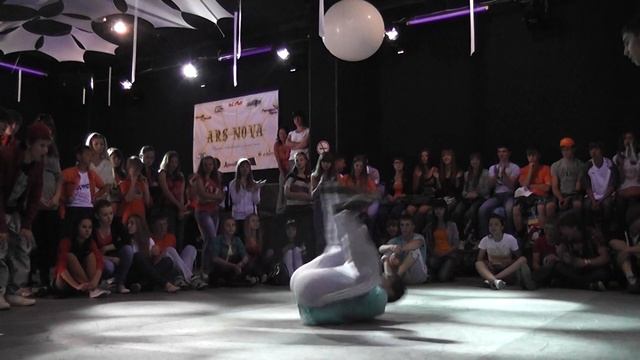 ORANGE FEST KIDS FINAL 1X1 ЖЕНЯ(ВЯЗЬМА) VS ЖЕНЬШЕНЬ(СМОЛЕНСК) смотреть онлайн