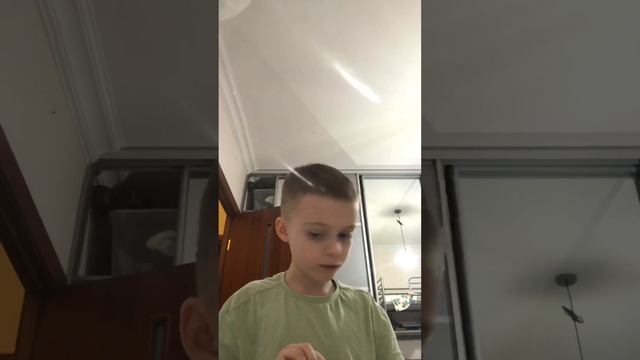 Делаем брелок из легкого пластилина смотреть онлайн