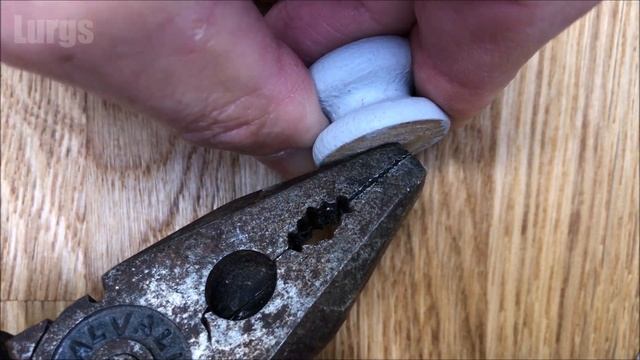 How to Fix a Broken Cupboard Handle that keeps falling off EASY FIX - Wooden Door Knob won’t tighte смотреть онлайн