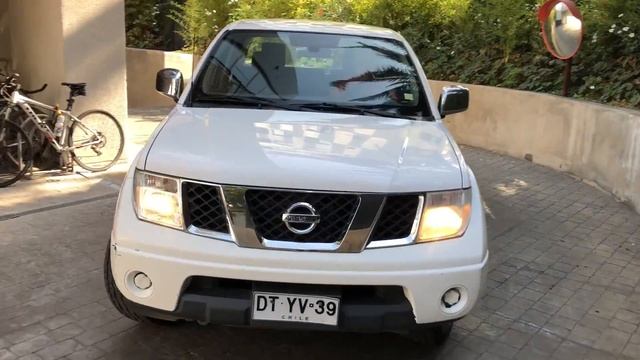 Nissan Navara 2013 Diesel 4x2 LE смотреть онлайн