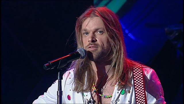 Carl-Einar Häckner- comedian from Sweden in Good News Week. смотреть онлайн
