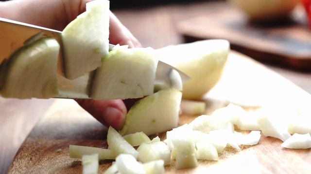 Тефтели в томатном соусе со спагетти. Meatballs with spaghetti смотреть онлайн