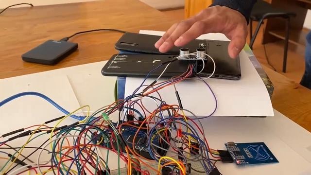 В Лесосибирске студент разработал бесконтактный термометр для турникетов смотреть онлайн