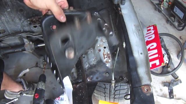 My Mitsubishi Lancer Evolution Drift Build - Part 11 - Engine Bay Stripping смотреть онлайн