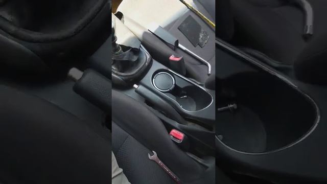 COMO AJUSTAR FRENO DE MANO KIA TODOS FORTE / ADJUST PARKING BRAKE CERATO K3 смотреть онлайн